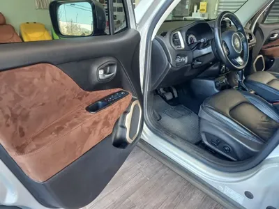 Jeep Renegade 2015, 84294 км, за 5594.59 USD - фото 11