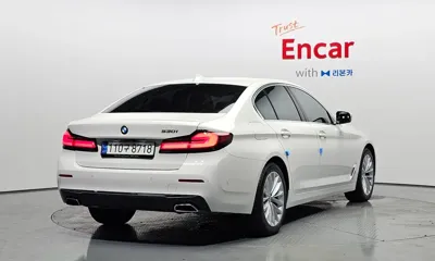 BMW 5-Series 2021, 45875 км, за 22703.64 USD
