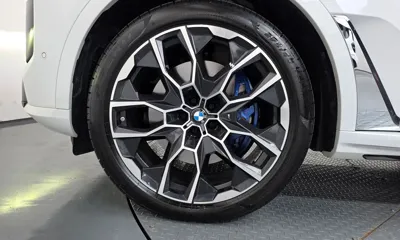 BMW X7 2025, 10538 км, за 86645 USD