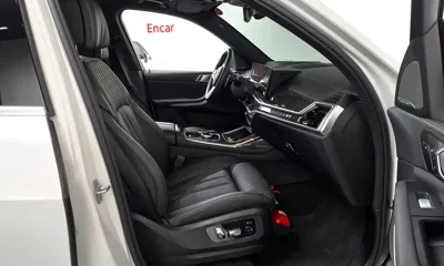 BMW X7 2025, 10538 км, за 86605.42 USD - фото 26