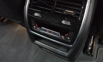 BMW X7 2025, 10538 км, за 86605.42 USD - фото 34