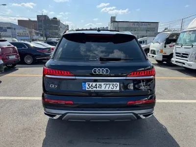 Audi Q7 2021, 57468 км, за 36290.35 USD