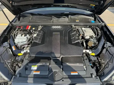 Audi Q7 2021, 57468 км, за 36037.81 USD - фото 8