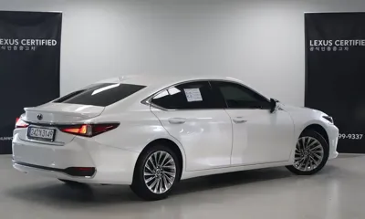 Lexus ES 2025, 13528 км, за 37440.87 USD