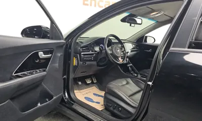 Kia Niro 2020, 116759 км, за 10437.18 USD - фото 10