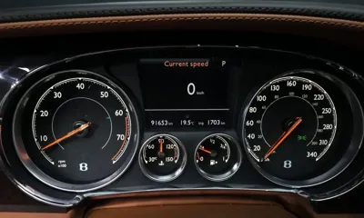 Bentley Flying Spur 2016, 91653 км, за 34291.37 USD - фото 8