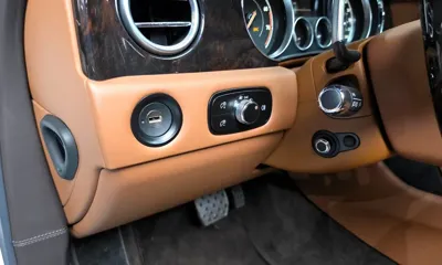 Bentley Flying Spur 2016, 91653 км, за 34291.37 USD - фото 14