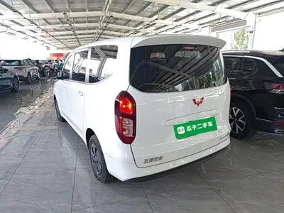 Wuling Hongguang EV 2025, 6100 км, за 8480.79 USD