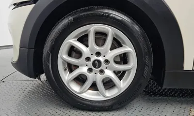 MINI Cooper Convertible 2019, 128272 км, за 9183.41 USD
