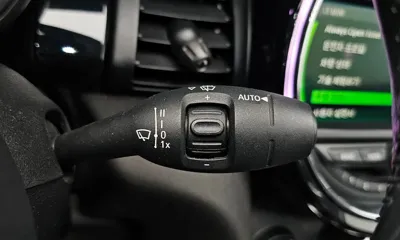 MINI Cooper Convertible 2019, 128272 км, за 9100.97 USD - фото 31