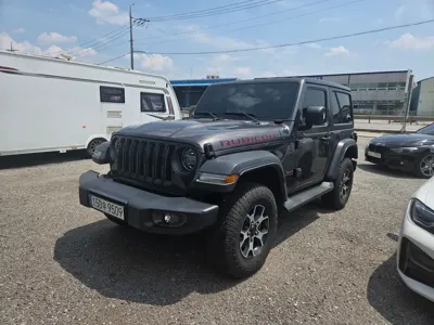 Jeep Wrangler 2020, 113000 км, за 16930.38 USD