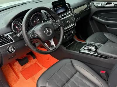 Mercedes-Benz GLS 2018, 90000 км, за 34890.71 USD - фото 13