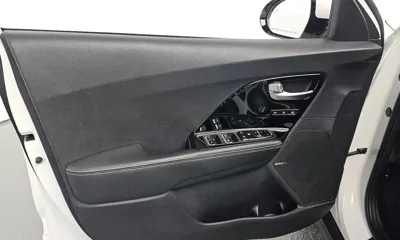 Kia Niro 2022, 104475 км, за 11684.39 USD - фото 24