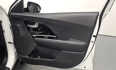 Kia Niro 2022, 104475 км, за 11684.39 USD - фото 30