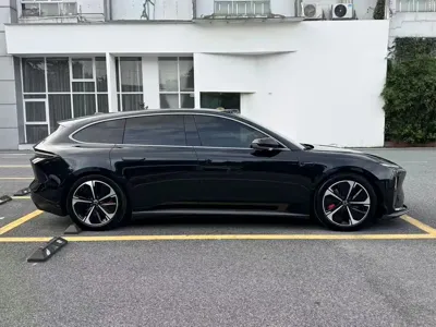 Nio ET5T 2023, 41000 км, за 25794.38 USD