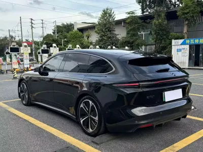 Nio ET5T 2023, 41000 км, за 25794.38 USD