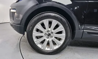 Land Rover Range Rover Evoque 2017, 58887 км, за 8867.57 USD