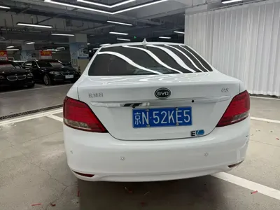 BYD e5 2016, 72000 км, за 3536.22 USD