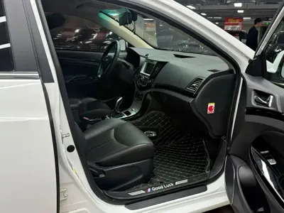 BYD e5 2016, 72000 км, за 3536.22 USD - фото 6