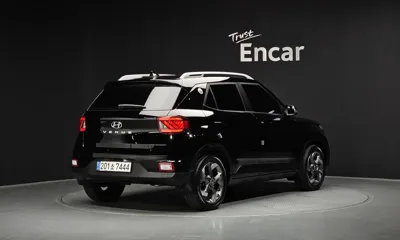 Hyundai Venue 2023, 30590 км, за 15622.95 USD