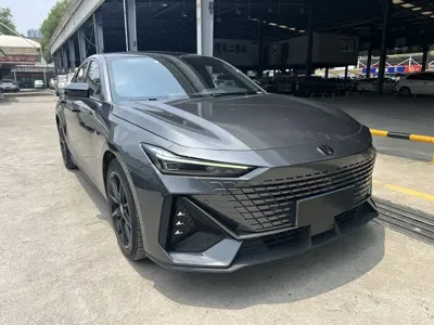 Changan UNI-V 2022, 50000 км, за 6621.41 USD
