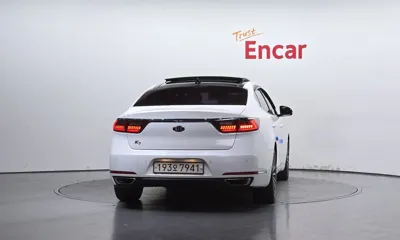 Kia K7 2018, 74775 км, за 8794.79 USD