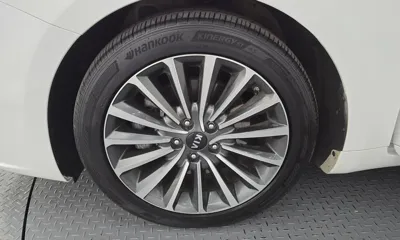 Kia K7 2018, 74775 км, за 8794.79 USD