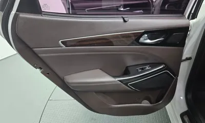 Kia K7 2018, 74775 км, за 8794.79 USD - фото 25