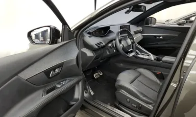 Peugeot 3008 2019, 88431 км, за 10175.09 USD - фото 10