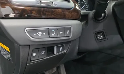 Genesis G90 2019, 126884 км, за 65140.1 USD - фото 42
