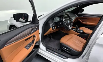 BMW 5-Series 2017, 75792 км, за 18642.51 USD - фото 11