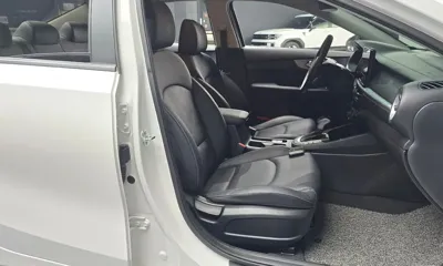 Kia K3 2022, 22786 км, за 16738.87 USD - фото 26