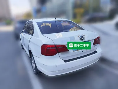 Volkswagen Jetta 2013, 92800 км, за 3044 USD - фото 4