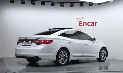 Hyundai Grandeur 2011, 110719 км, за 4225.44 USD