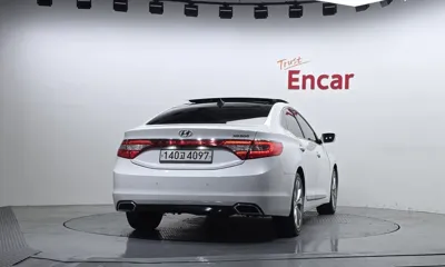 Hyundai Grandeur 2011, 110719 км, за 4225.44 USD