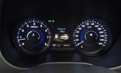 Hyundai Grandeur 2011, 110719 км, за 4225.44 USD - фото 8