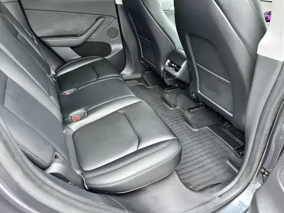 Tesla Model Y 2023, 57000 км, за 26226.97 USD - фото 6
