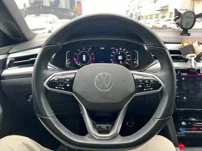 Volkswagen CC 2023, 41000 км, за 17651.64 USD