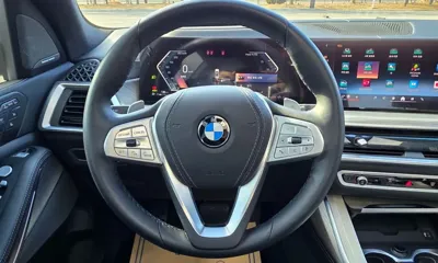 BMW X7 2025, 11336 км, за 73934.58 USD - фото 13