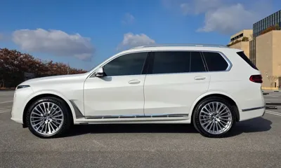 BMW X7 2025, 11336 км, за 73934.58 USD - фото 19