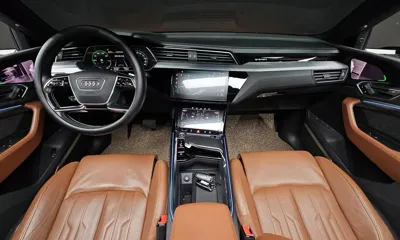 Audi e-tron 2020, 124232 км, за 26759.16 USD - фото 7