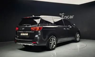 Kia Canival 2019, 68267 км, за 9751.02 USD