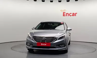 Hyundai Sonata 2015, 106244 км, за 3872.92 USD