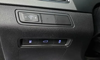 Hyundai Sonata 2015, 106244 км, за 3872.92 USD - фото 18