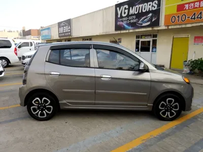 Kia Morning 2011, 104656 км, за 1700.14 USD