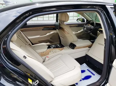 Genesis EQ900 2016, 162000 км, за 13719.31 USD