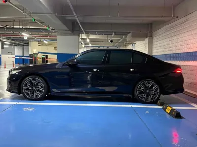 BMW 5-Series 2026, 8500 км, за 53420.22 USD