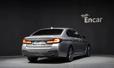 BMW 5-Series 2023, 76373 км, за 29202.85 USD