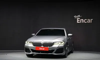 BMW 5-Series 2023, 76373 км, за 29202.85 USD