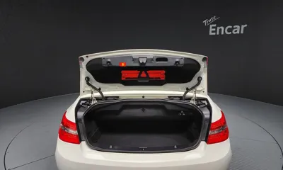 Mercedes-Benz E-Class 2012, 117862 км, за 7615.89 USD - фото 18